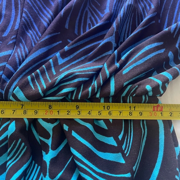 EUC Trina Turk Blue and Green Maxi dress size 0 - Picture 5 of 7